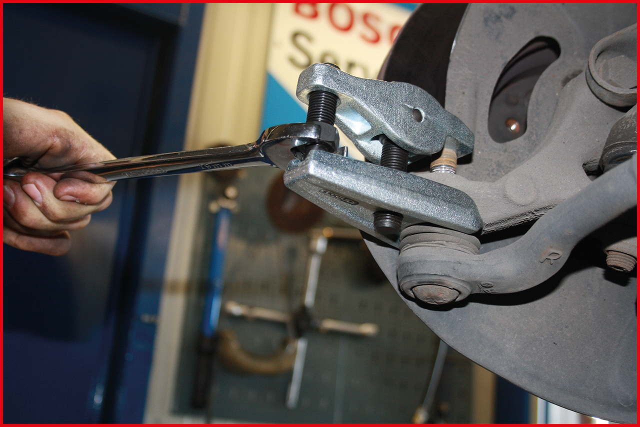 KS Tools Universal-Kugelgelenk-Ausdrücker, 18-22mm