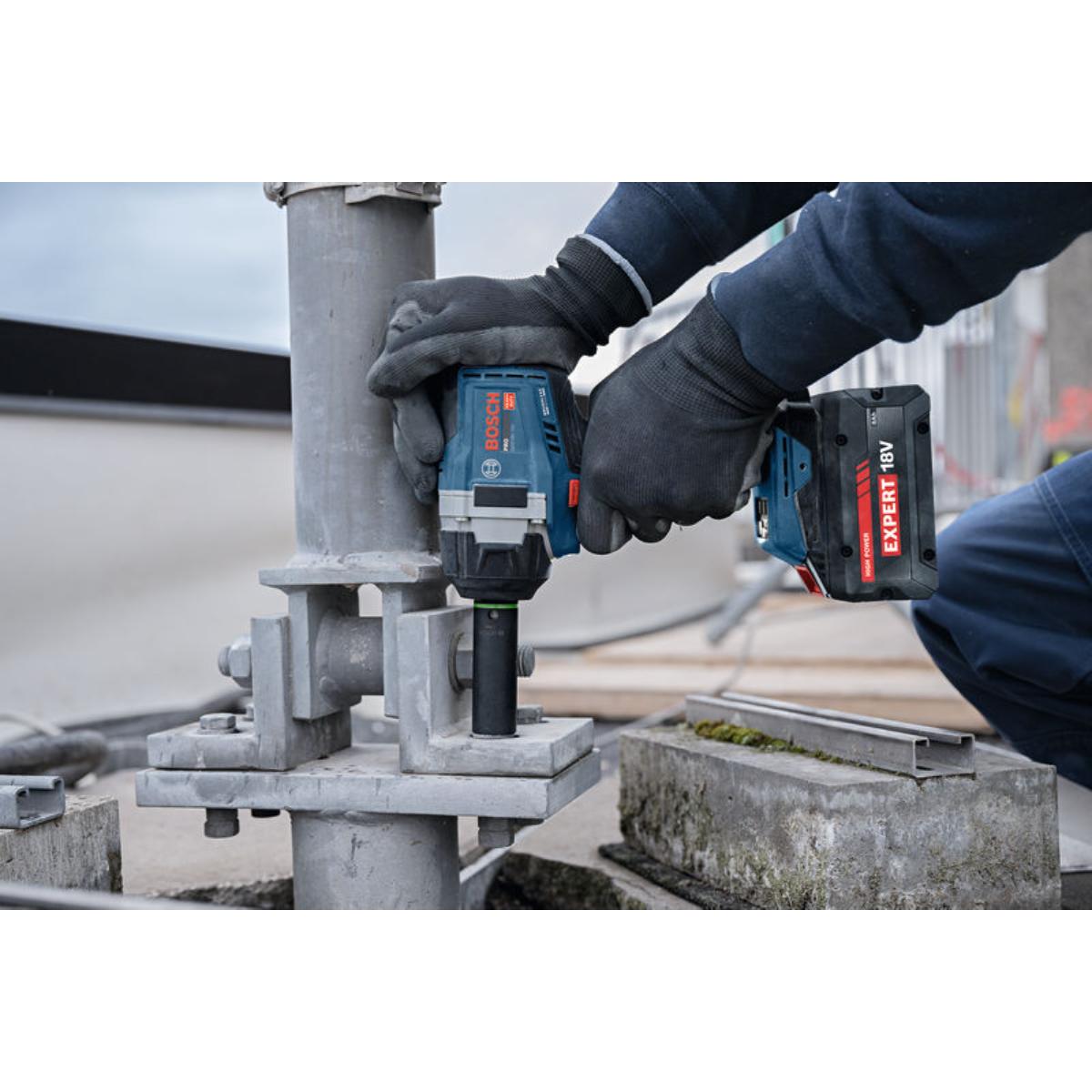 Bosch Akku-Drehschlagschrauber GDS18V-750 in L-BOXX