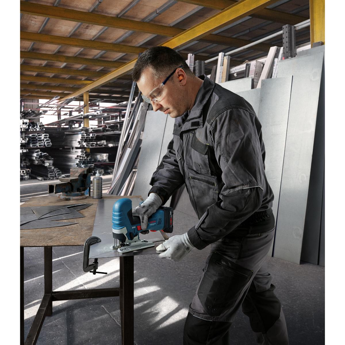 Bosch Akku-Stichsäge GST 18V-125 S