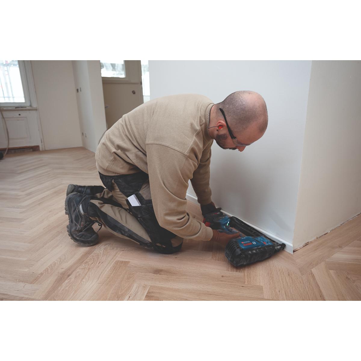 Bosch Akku-Holznagler GNH 18V-64-2 M solo