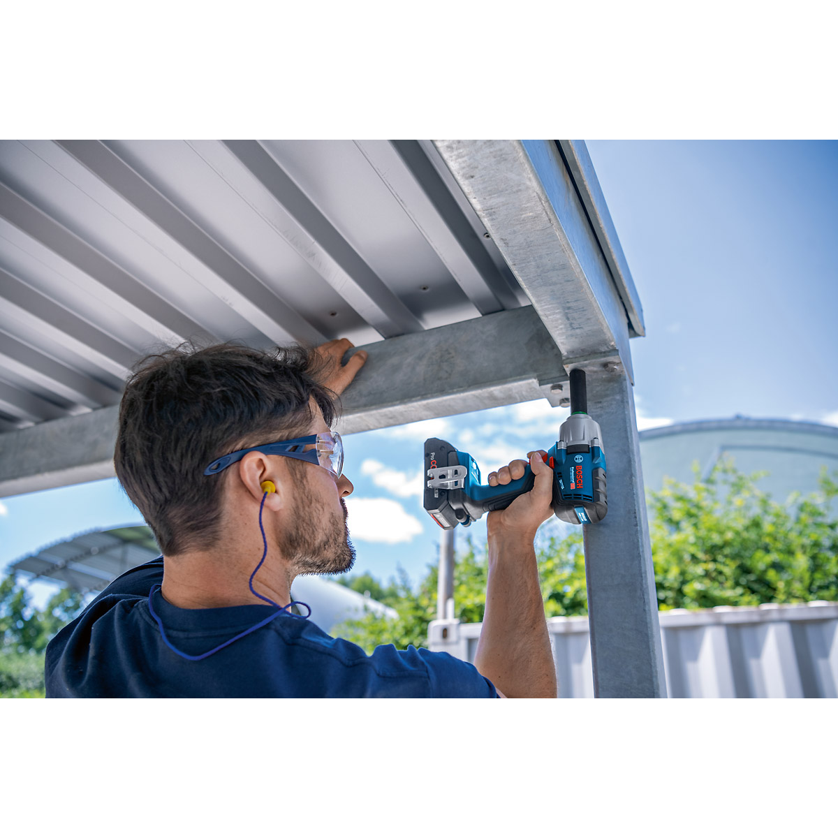 Bosch Akku-Drehschlagschrauber GDS 18V-450 HC, 2 x Akku GBA 18V 5.0Ah, L-BOXX