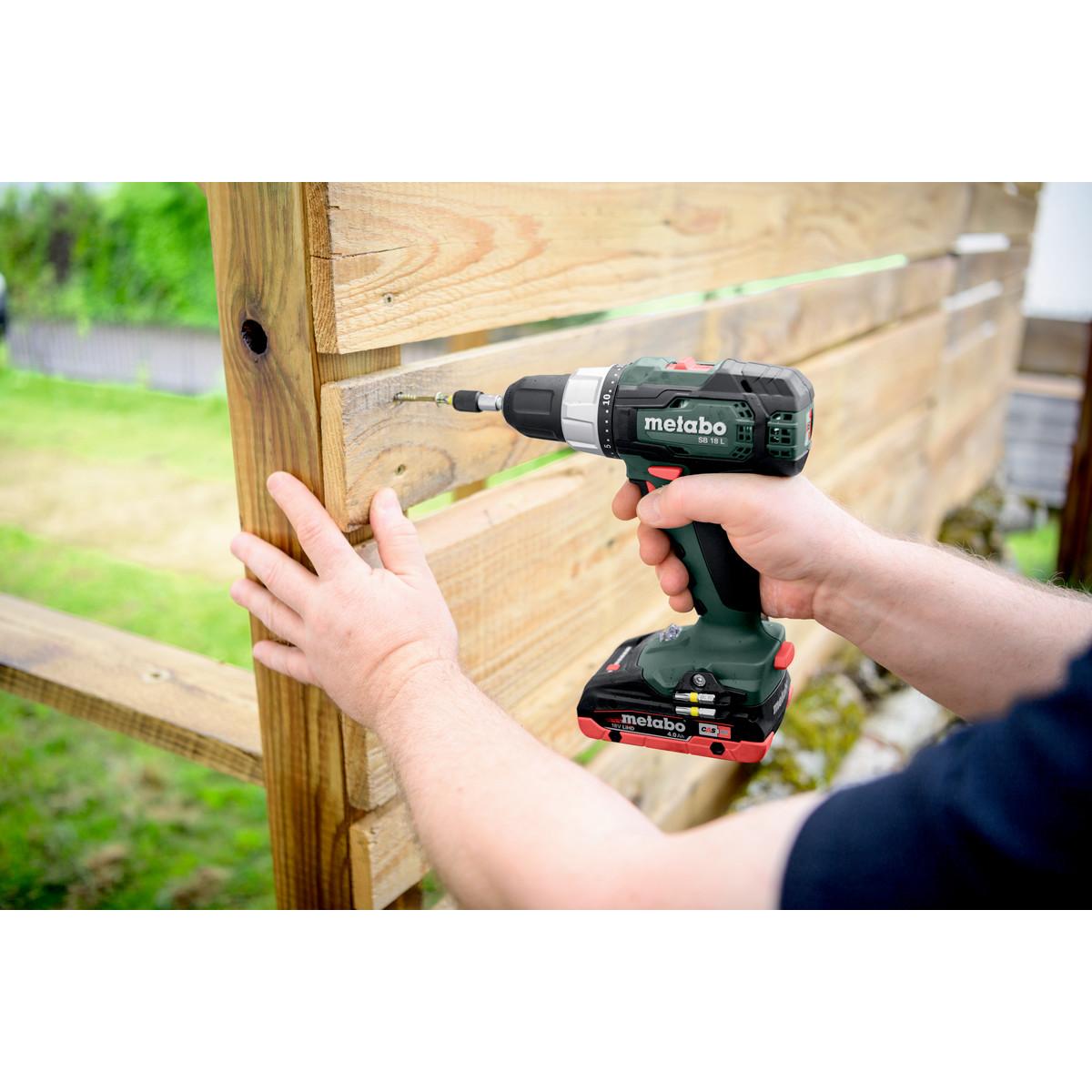 Metabo Akku-Schlagbohrschrauber SB 18 L - 2x 2Ah Li-Power, SC 30, metaBOX 145