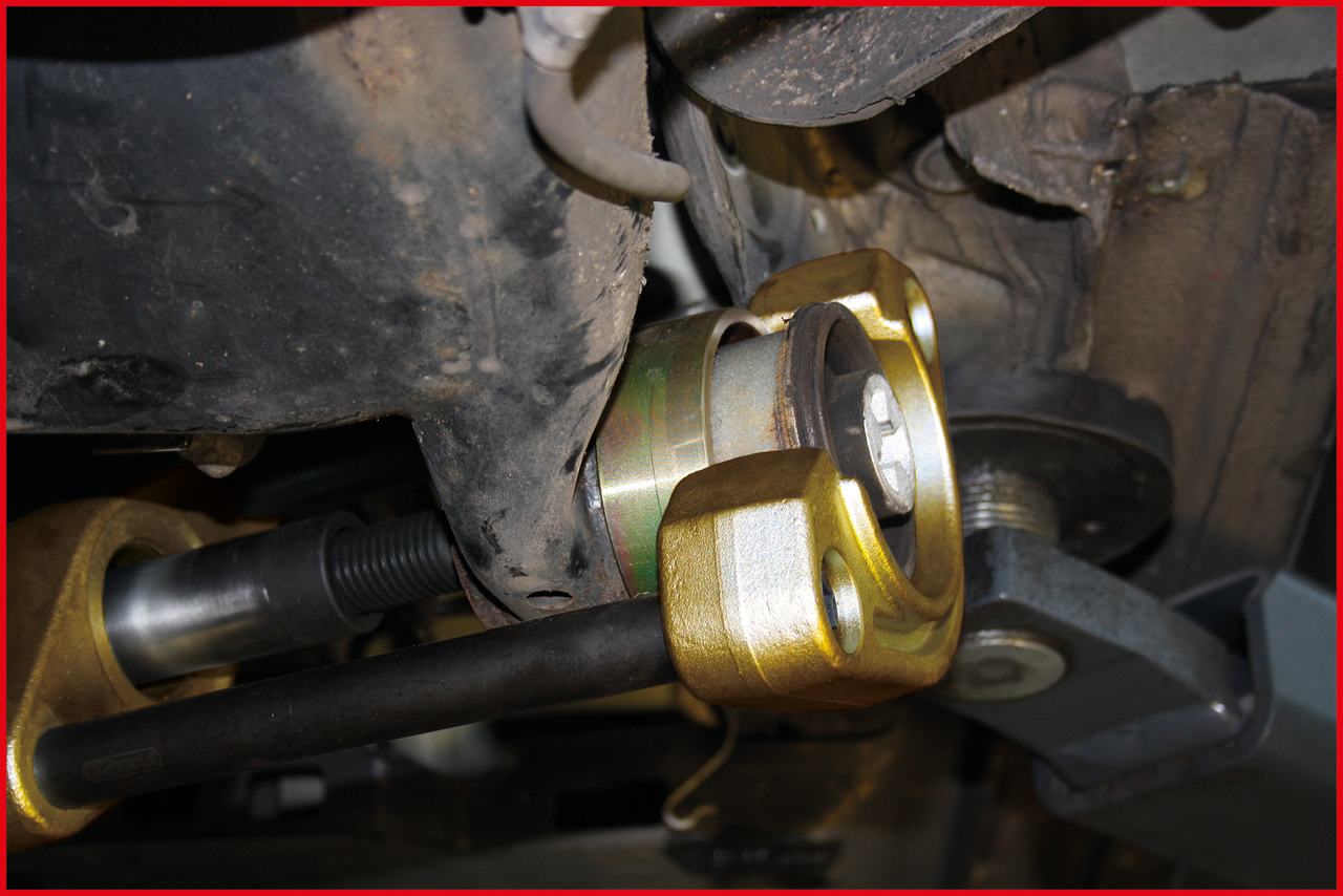 KS Tools Hinterachsbuchsen-Satz für Volkswagen - Audi - Seat - Skoda, 4-tlg
