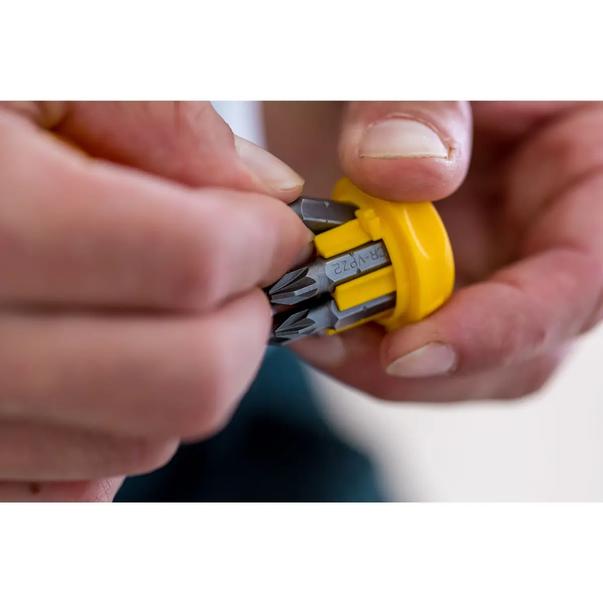 STANLEY Bit-Schraubendreher kurz 6 Bits Ratsche Schl. Phillips