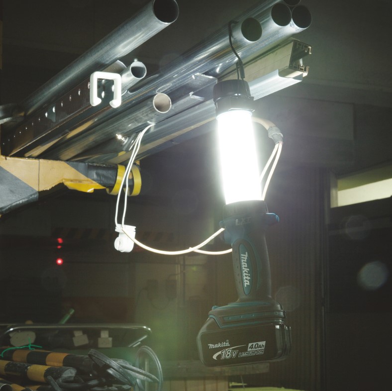 Makita LED-Akku-Werkstattleuchte DML806 14,4V/18V - DEBDML806
