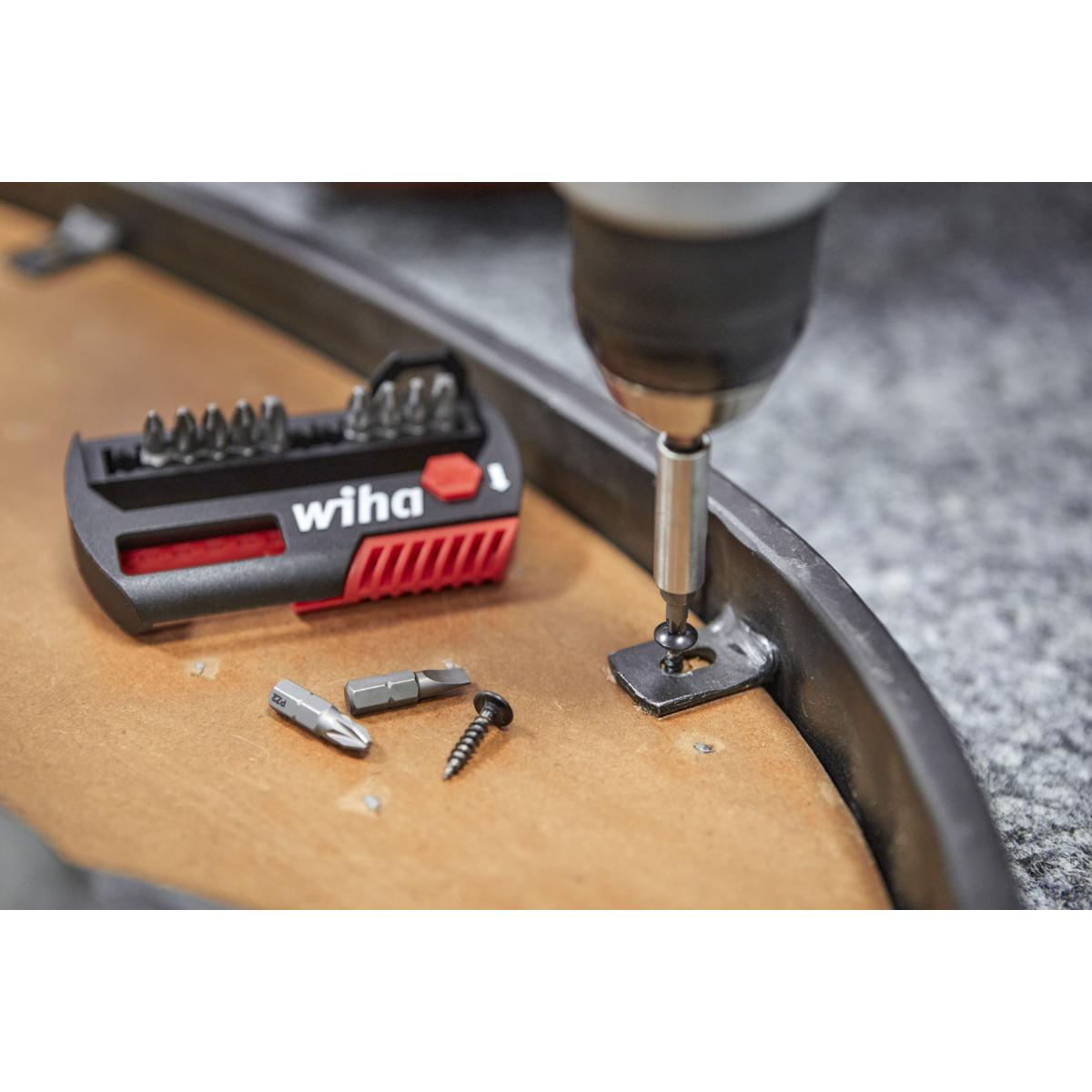 Wiha Bit Set FlipSelector Standard 25 mm Schlitz, Phillips, Pozidriv 13-teilges Set 1/4 zoll C6,3
