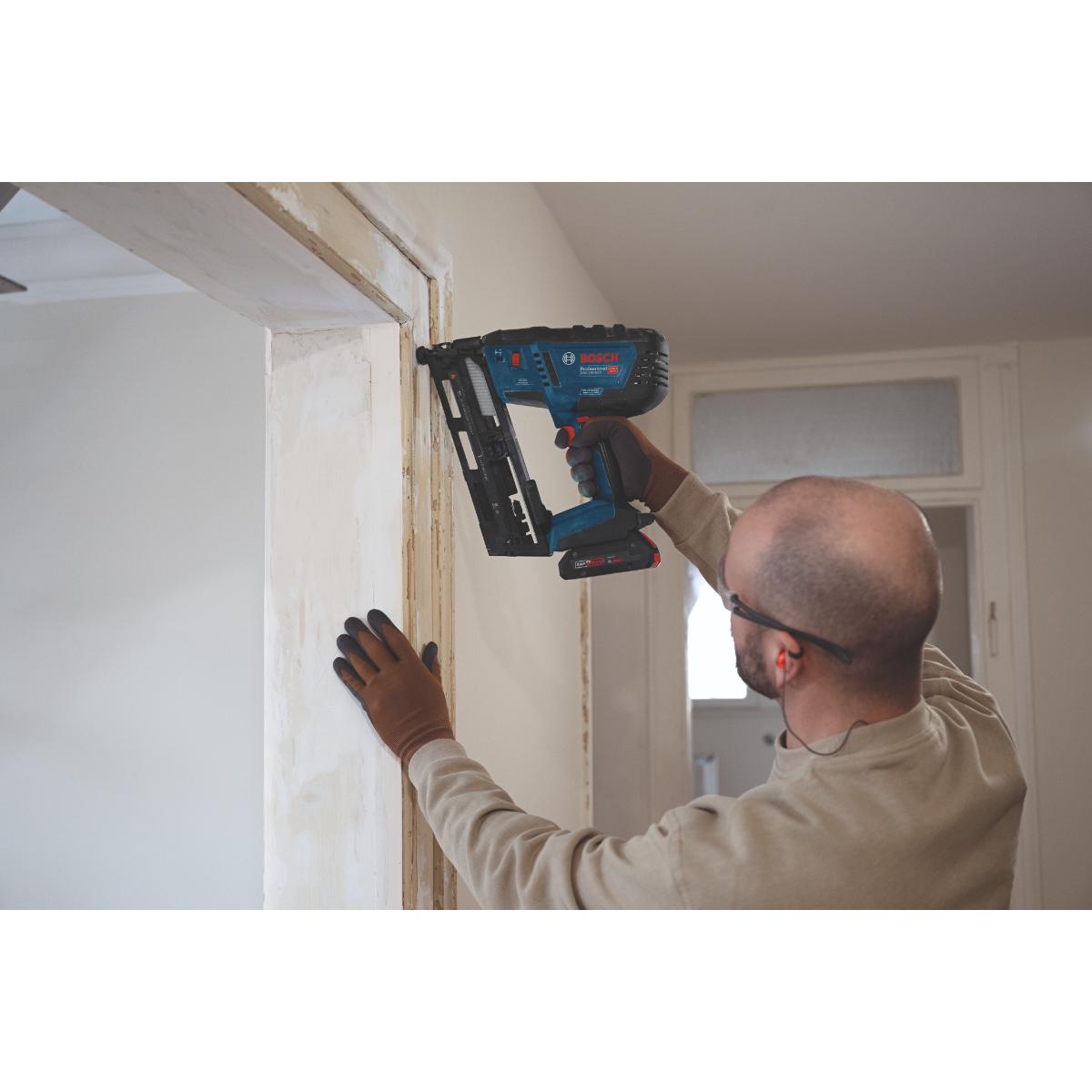 Bosch Akku-Holznagler GNH 18V-64-2 solo