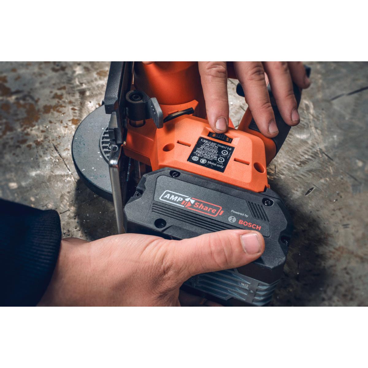Fein Kompakte Akku-Handkreissäge für Metall F-IRON Cut 57 AS Set 2 x 8 Ah