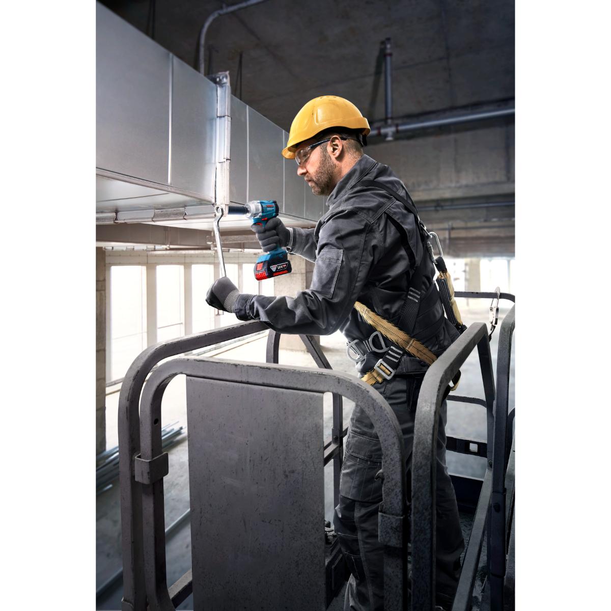 Bosch Akku-Drehschlagschrauber GDS 18V-350 in L-BOXX