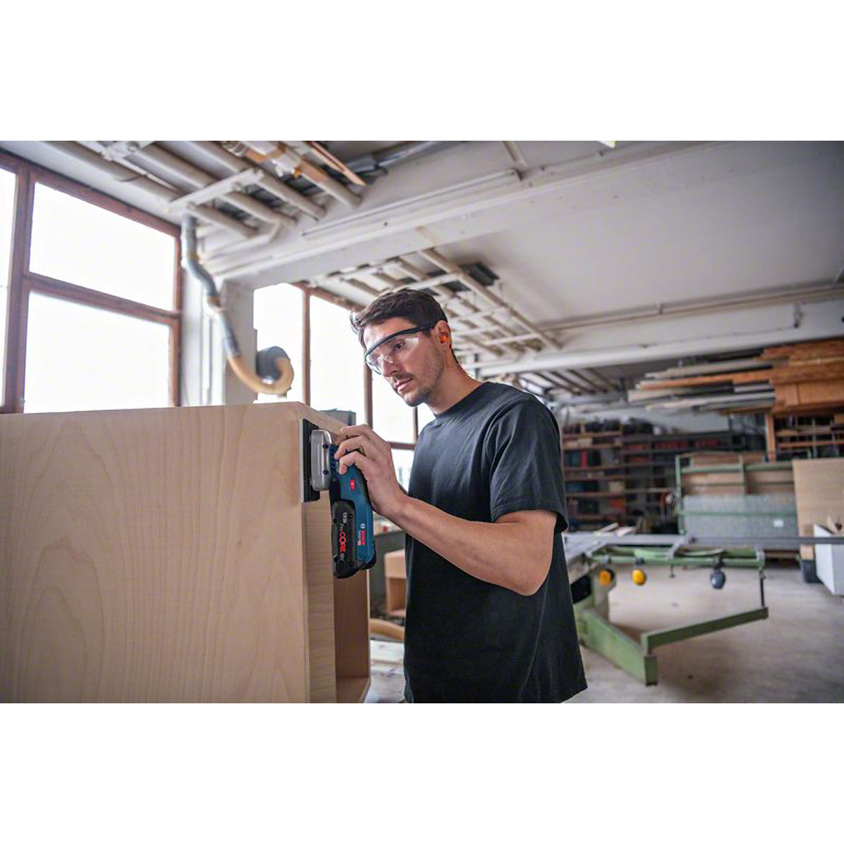 Bosch Akku-Schwingschleifer GSS 18V-13 in L-BOXX