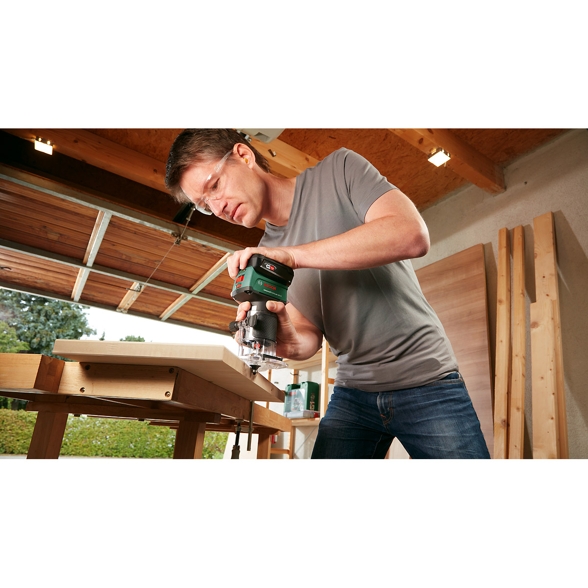 Bosch Oberfräse AdvTrimRouter 18V-8, Baretool