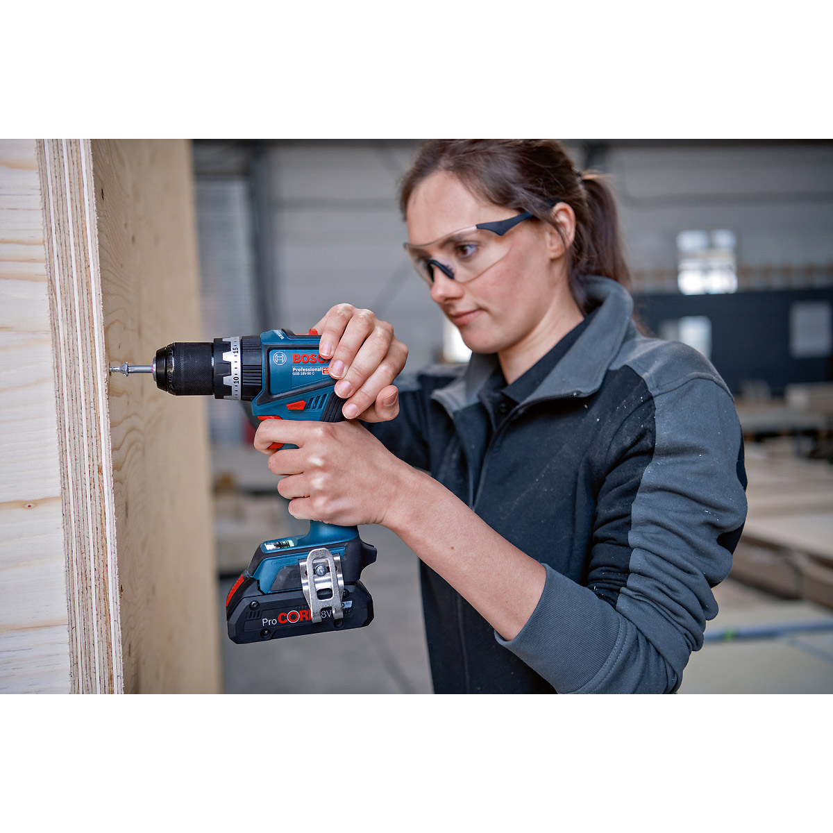 Bosch Schlagbohrschrauber GSB 18V-90C in L-BOXX 136 mit 2 x Li-Ion-Akku 4,0 Ah ProCORE18V, Schnellla