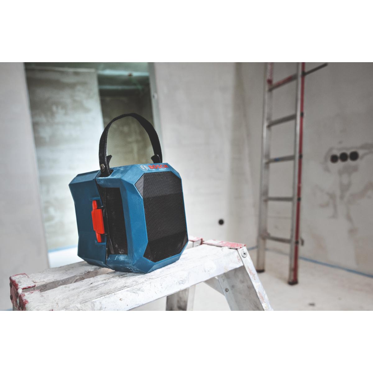 Bosch Bluetooth-Lautsprecher GPB 18V-1 C mit Batterieabdeckung