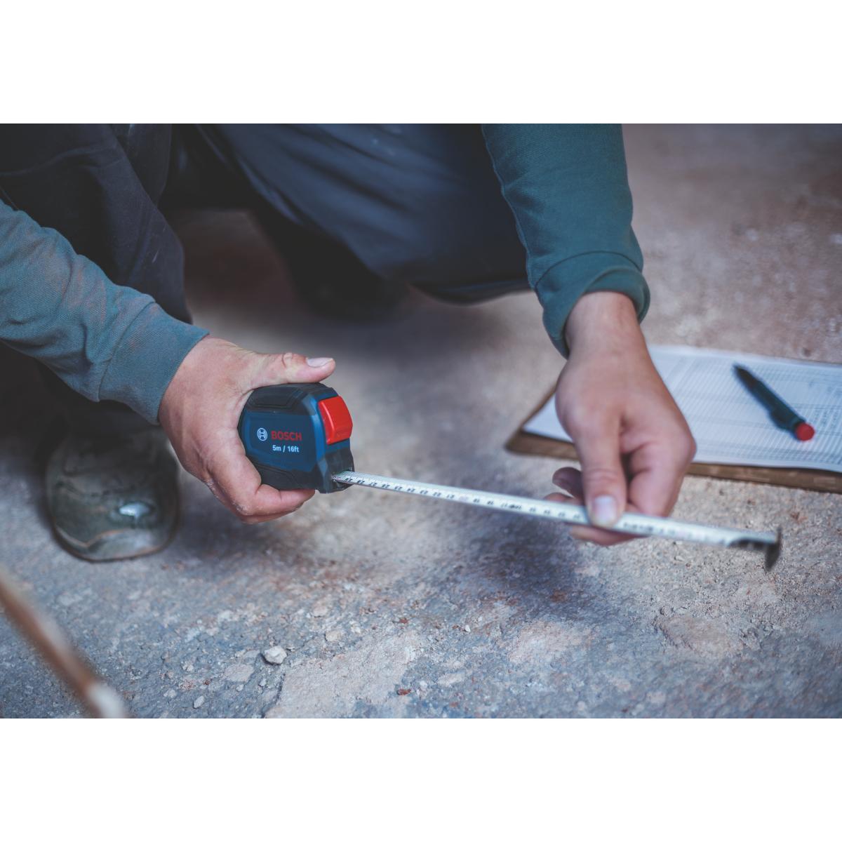 Bosch Maßband 5 m / 16 ft, Auto-Lock
