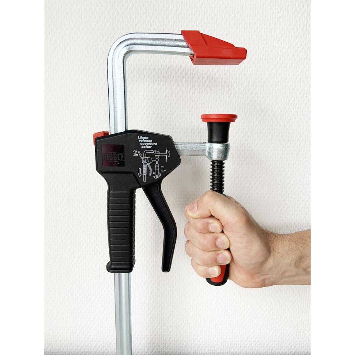 Bessey Einhandzwinge EHZ mit 2-Komponenten-Griff