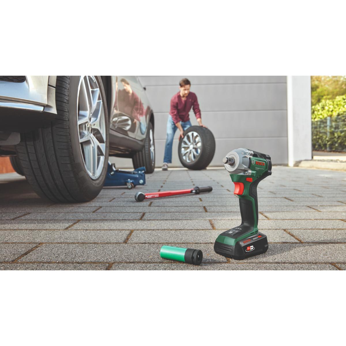 Bosch Akku-Drehschlagschrauber UniversalImpactDrive 18V-350