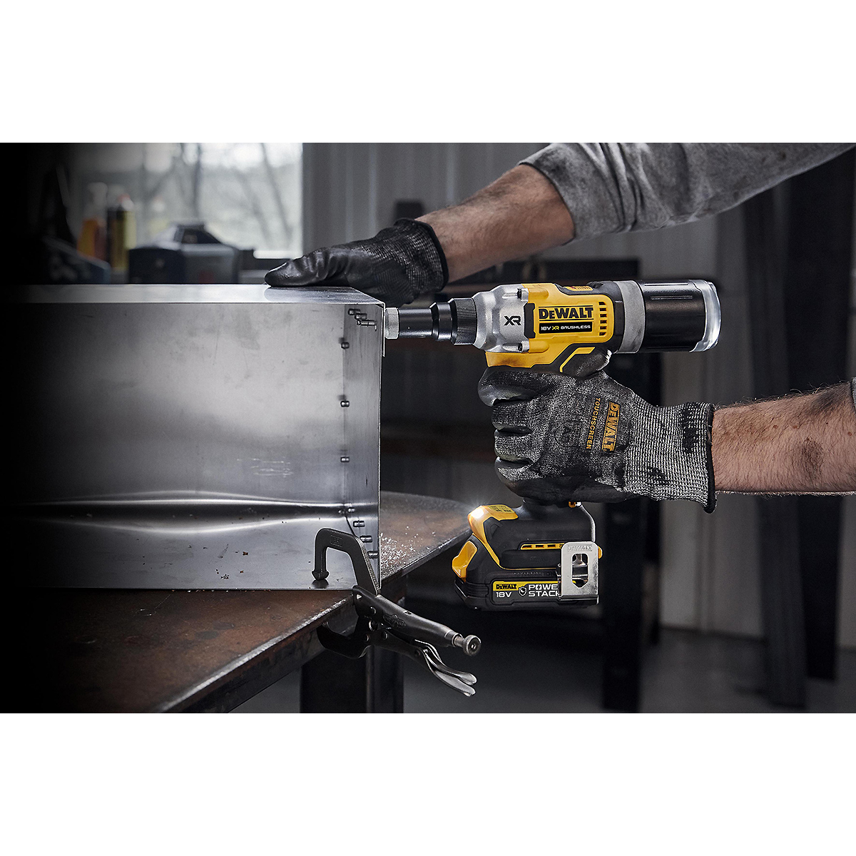 DEWALT Akku-Nietpistole 18V 4,8-6,4mm Basisversion für Akku Plus
