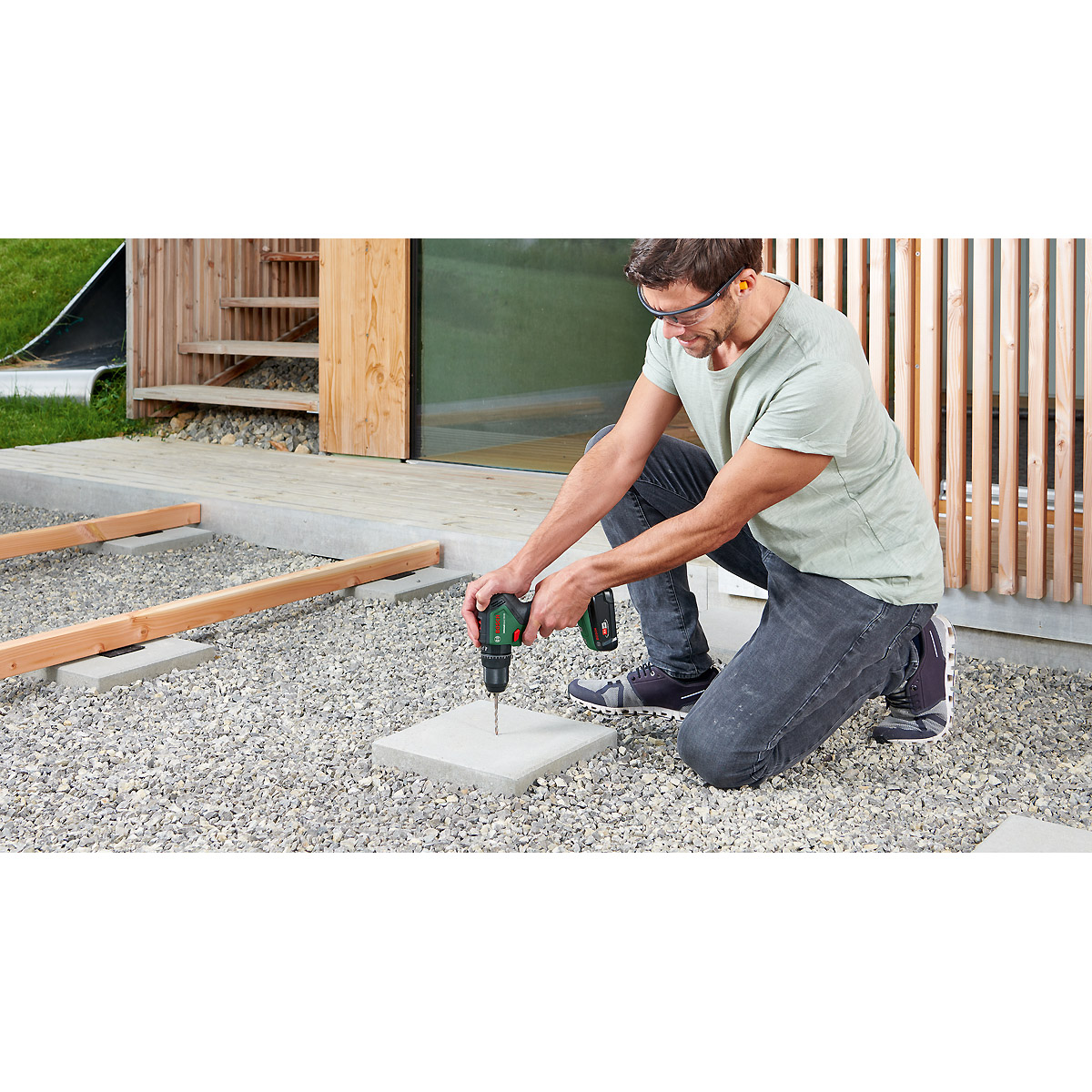 Bosch Akku-Zweigang-Schlagbohrschrauber UniversalImpact 18V-60