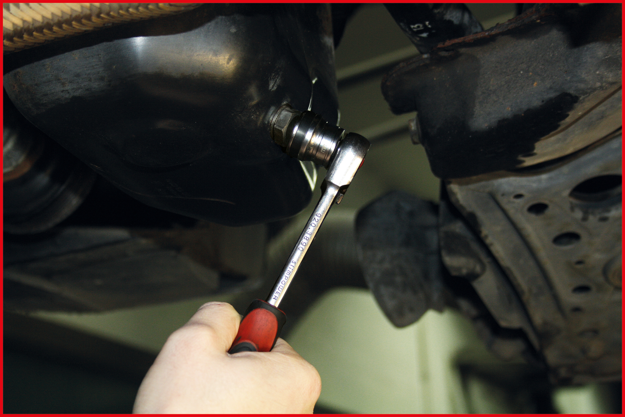 KS Tools Öldienst-Sechskant-Stecknuss mit Magnet