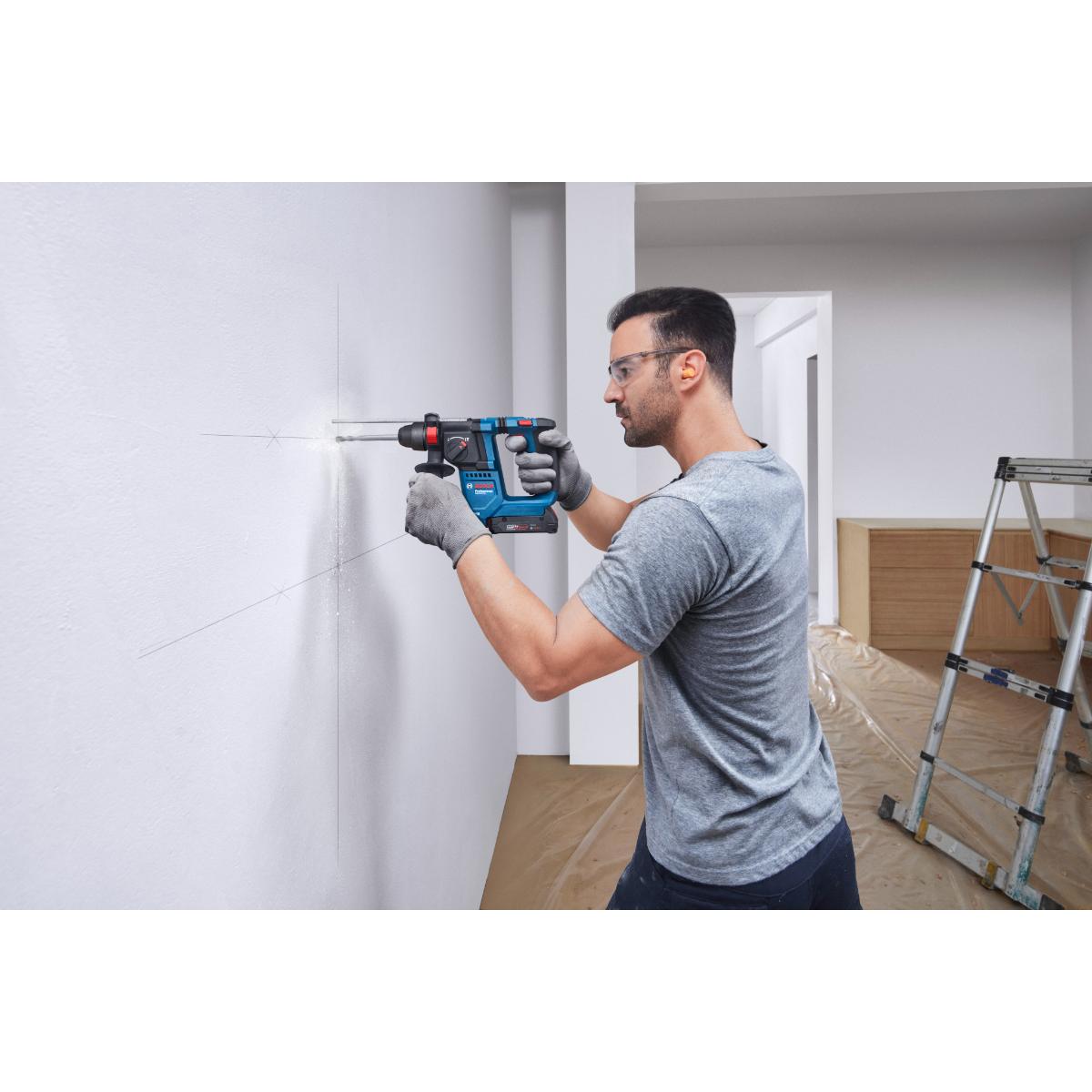 Bosch Akku-Bohrhammer mit SDS plus GBH 18V-18 in L-BOXX 136