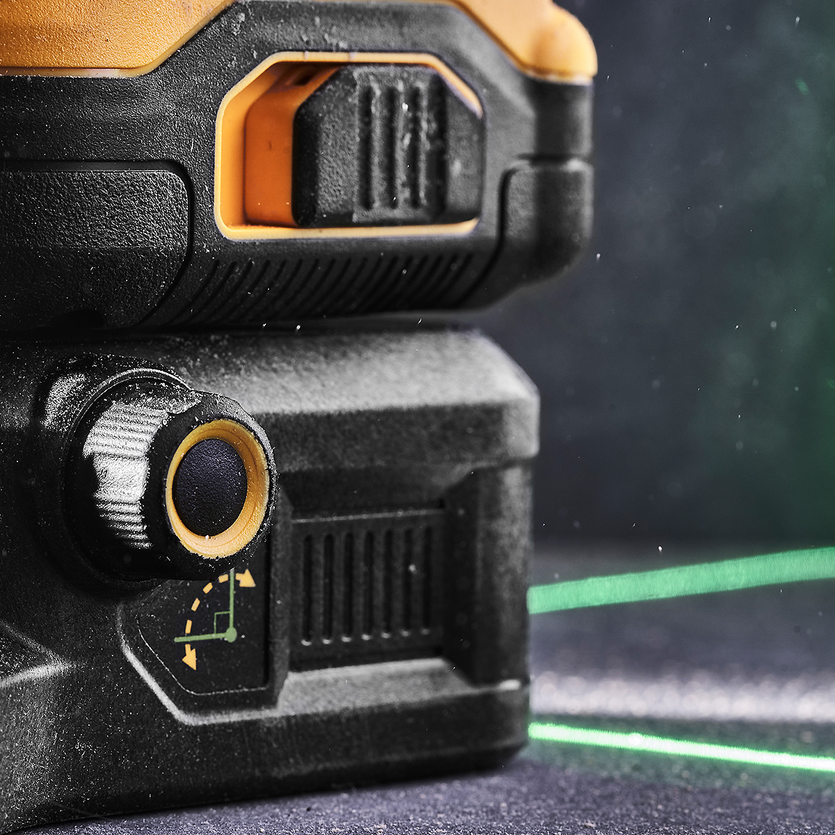 DEWALT Akku-Multi-Linienlaser grün 18V grün + Akku + Schnellladegerät