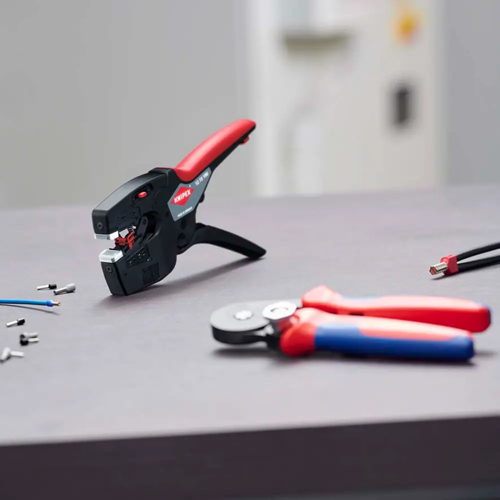 KNIPEX NexStrip Elektriker-Multiwerkzeug mit rutschhemmenden Kunststoff-Hüllen 190 mm