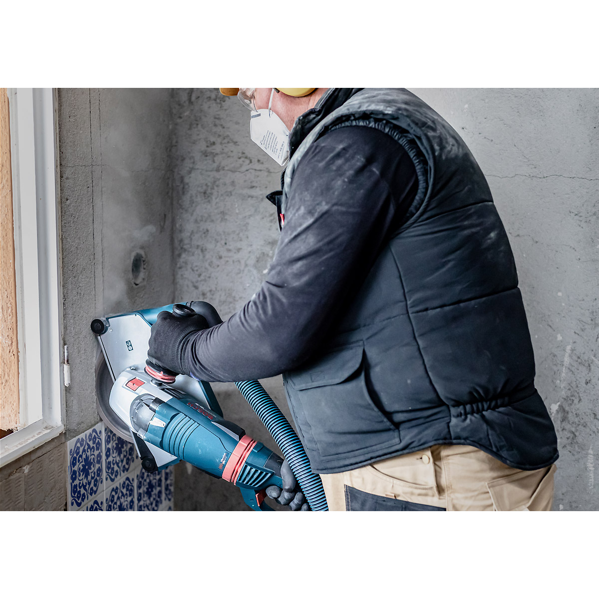 Bosch EXPERT MultiMaterial Diamanttrennscheiben, ür große Winkelschleifer mit Spannmutter