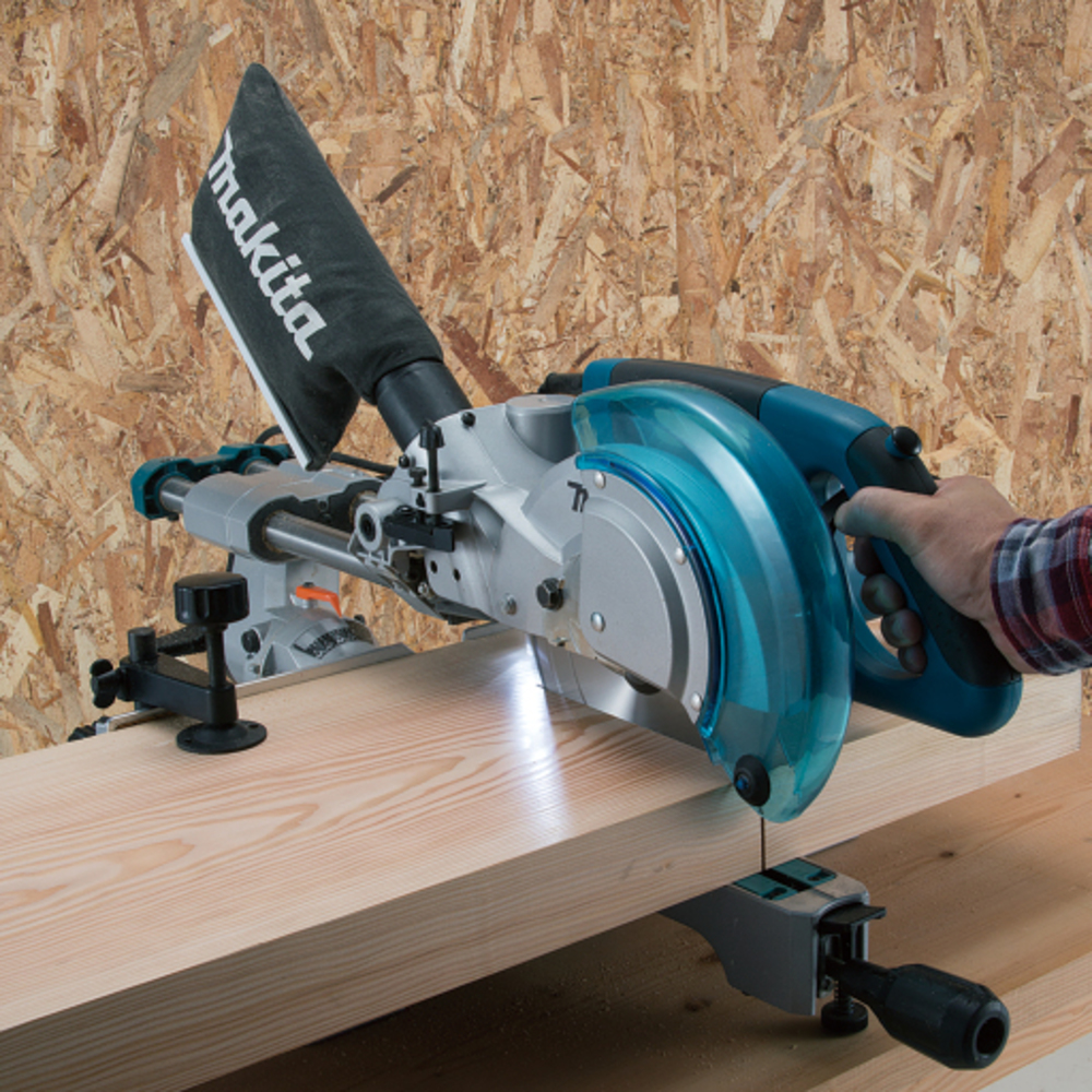 Makita Kapp- und Gehrungssäge - LS0815FLN
