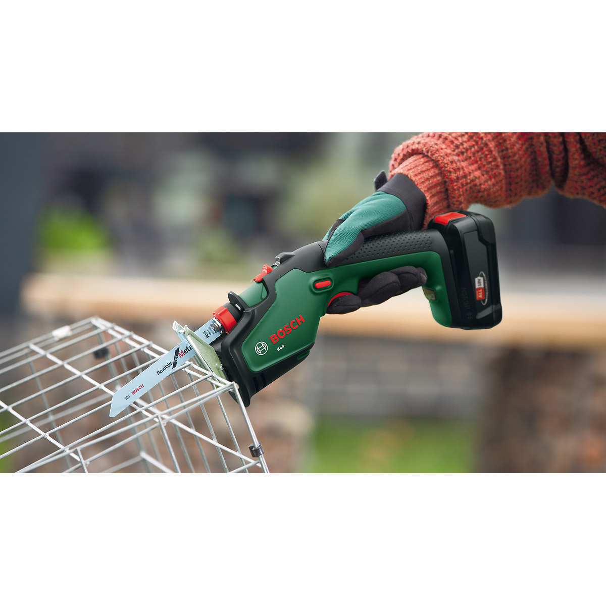 Bosch Akku-Gartensäge Keo